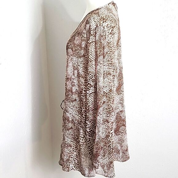 Susan Graver Brown & Beige Print Sheer Blouse, Elastic Tie Waist, Size 2X - Picture 7 of 10